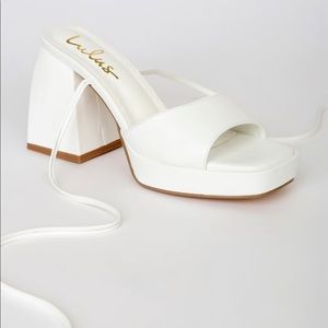 Lulus Fiyaa White Lace-Up Chunky High Heel Sandals